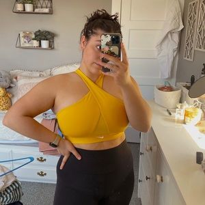 NWT NIKE sports bra